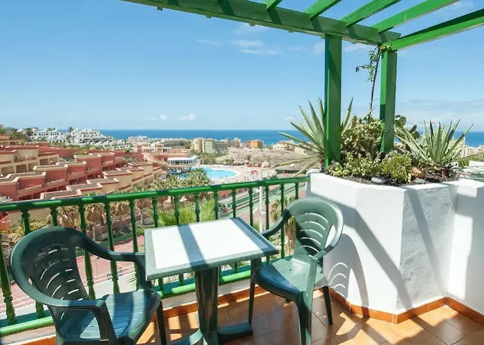 Residencial Neptuno Отель Адехе