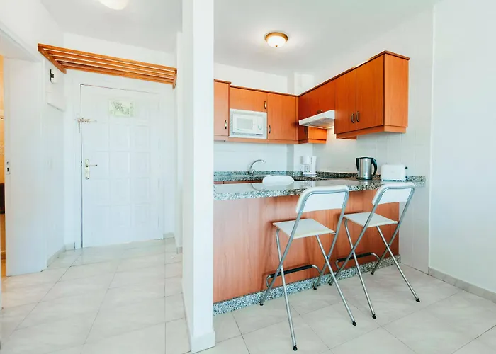 Residencial Neptuno Отель *